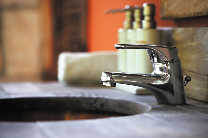 A2B Plumbers are able to fix any leaking taps you may have in Barnsbury. 